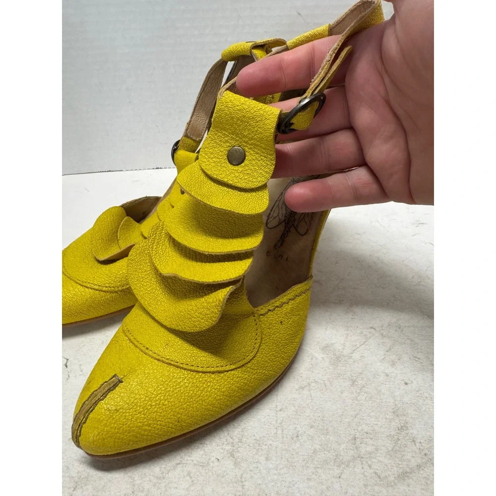 Fly Girl Yellow Pebbled Leather Tiered Petal Ankle Strap Cone Heels Size 37 7